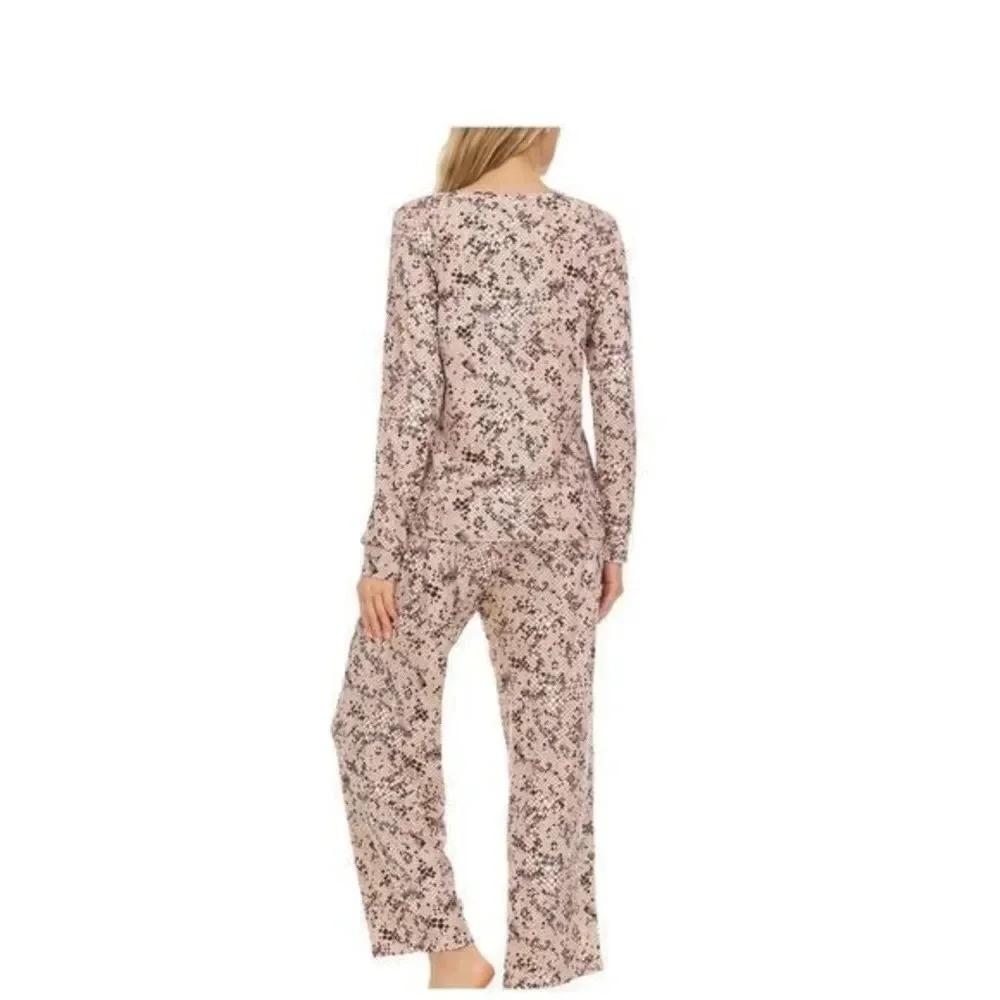 Gloria Printed Pajama Set - Picture 2 of 10